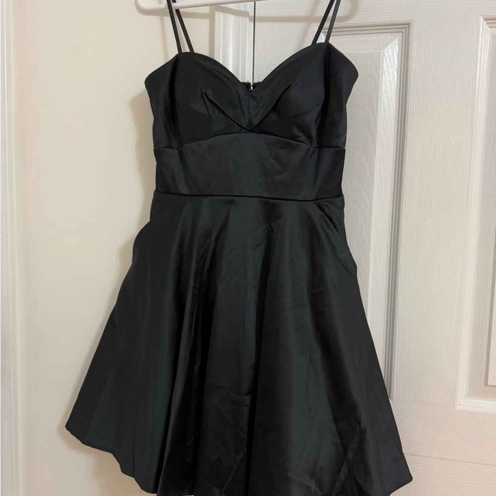 Black Mini Ruched Sundress with Spaghetti Straps for Cocktail